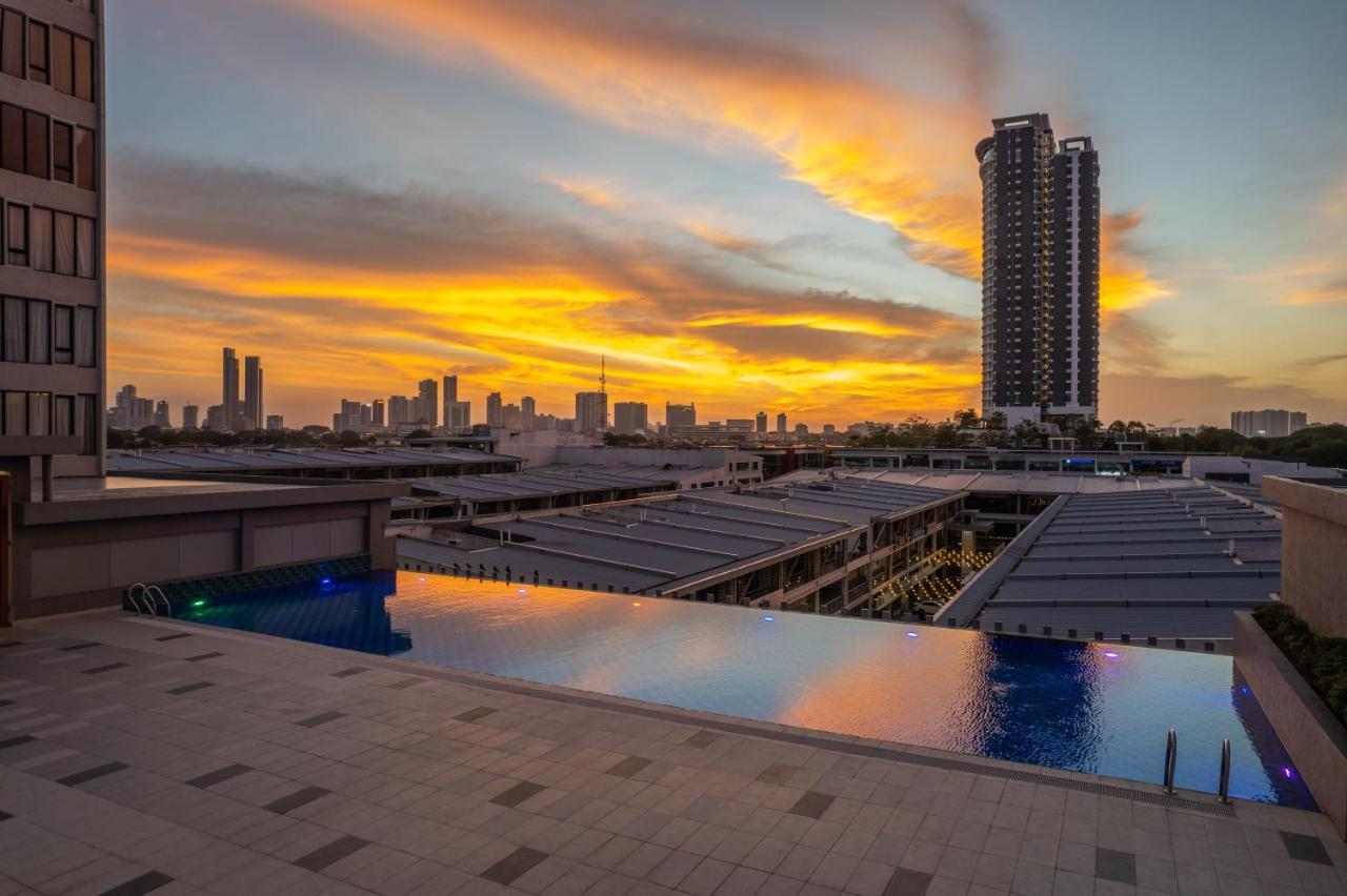 Opero Hotel Southkey Johor Bahru Bagian luar foto